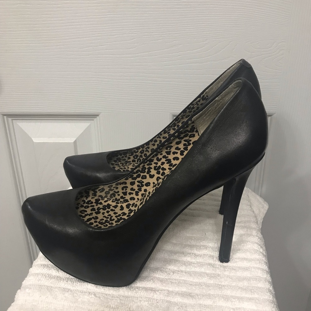 Jessica Simpson stiletto heels!